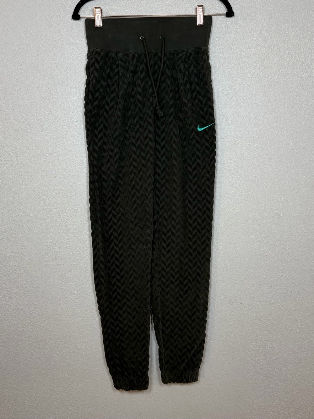 Nike Women’s XS Sequoia High Rise All Over Jacquard Joggers Terry Cloth Textured